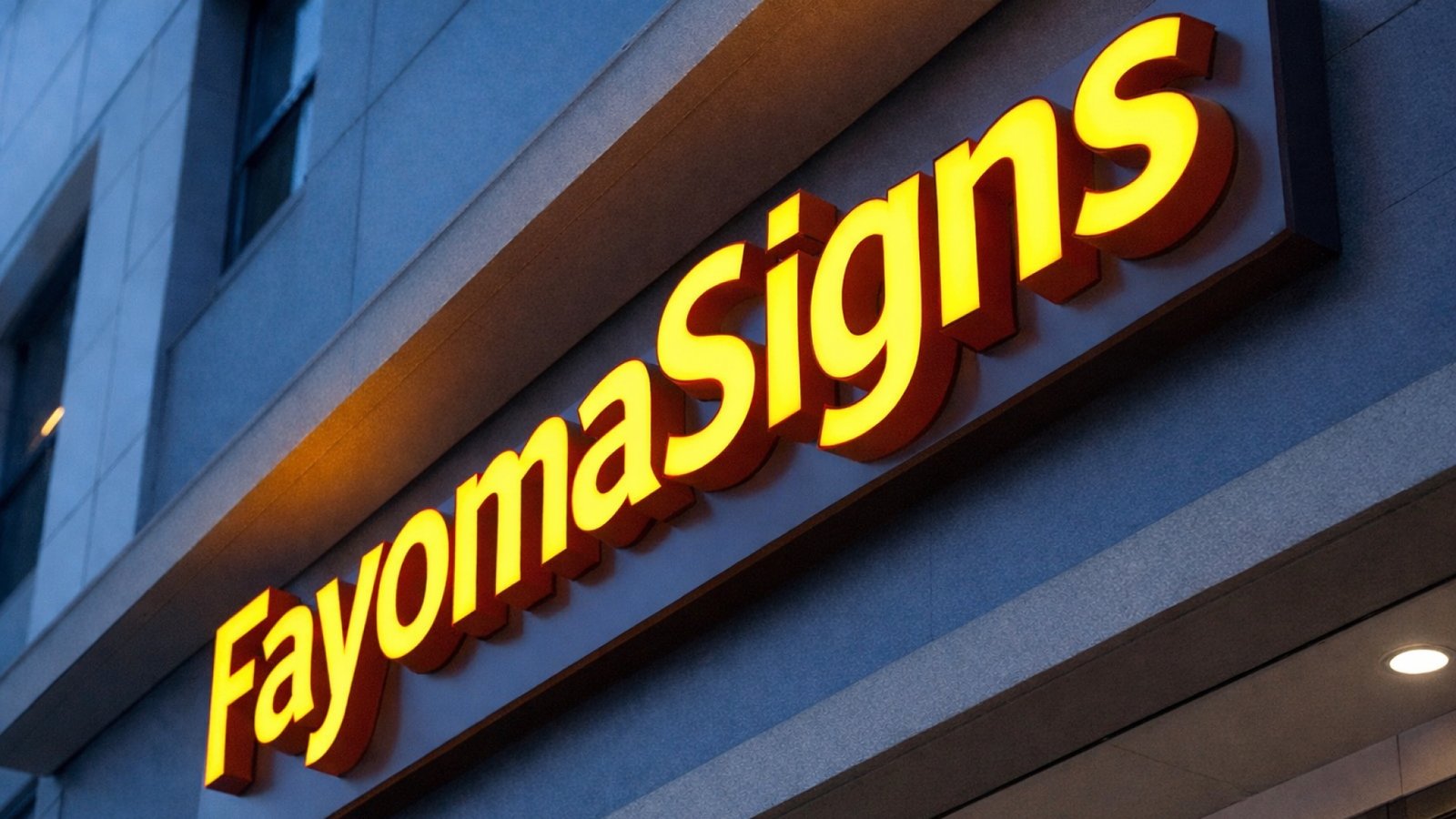 Fayoma Signs at work