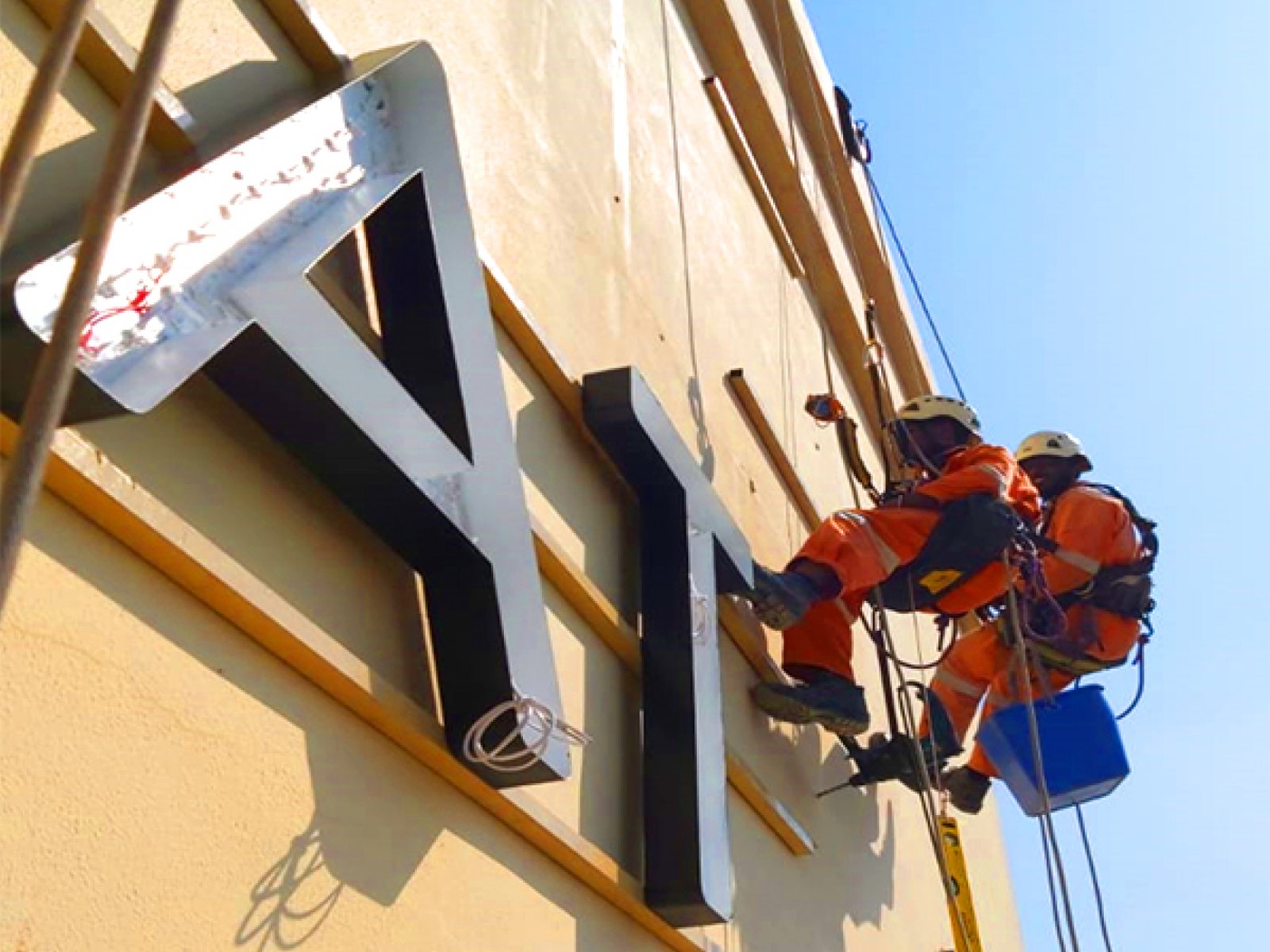 Delivery & Installation